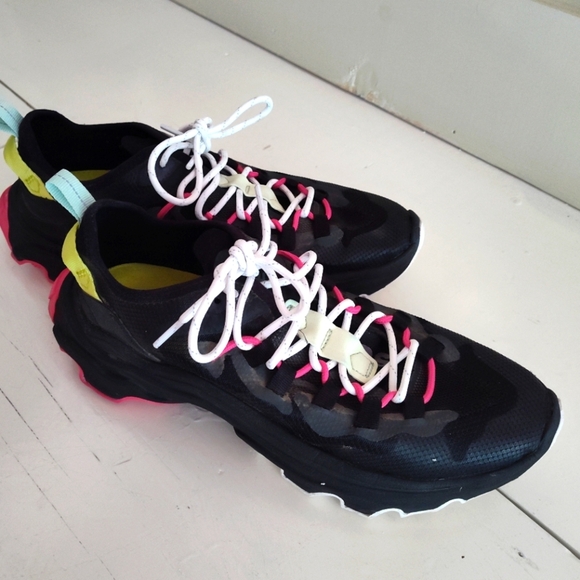 Sorel Women's Kinetic Breakthrough Tech Lace Sneaker | Black Multi | Sz 10 - Picture 1 of 11